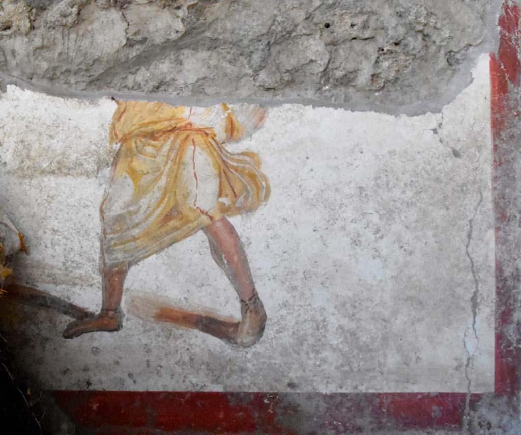 Room behind the widening of the intersection of the Vicolo dei Balconi and the Vicolo delle Nozze D’Argento 
The discovery environment is only partially brought to light - on one side emerges another small portion of fresco that reveals the presence of another figure
L’ambiente di rinvenimento è solo parzialmente portato in luce - su un lato emerge un'altra piccola porzione di affresco che rivela la presenza di un’altra figura.
http://pompeiisites.org/comunicati/laffresco-dei-gladiatori-combattenti-nuova-scoperta-nella-regio-v/

Photograph © Parco Archeologico di Pompei.
